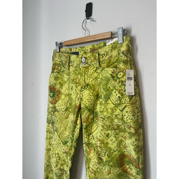 NWT Anthropologie Pilcro The Wanderer Low-Rise Pants Floral Light Green sz. 26 - Picture 7 of 16
